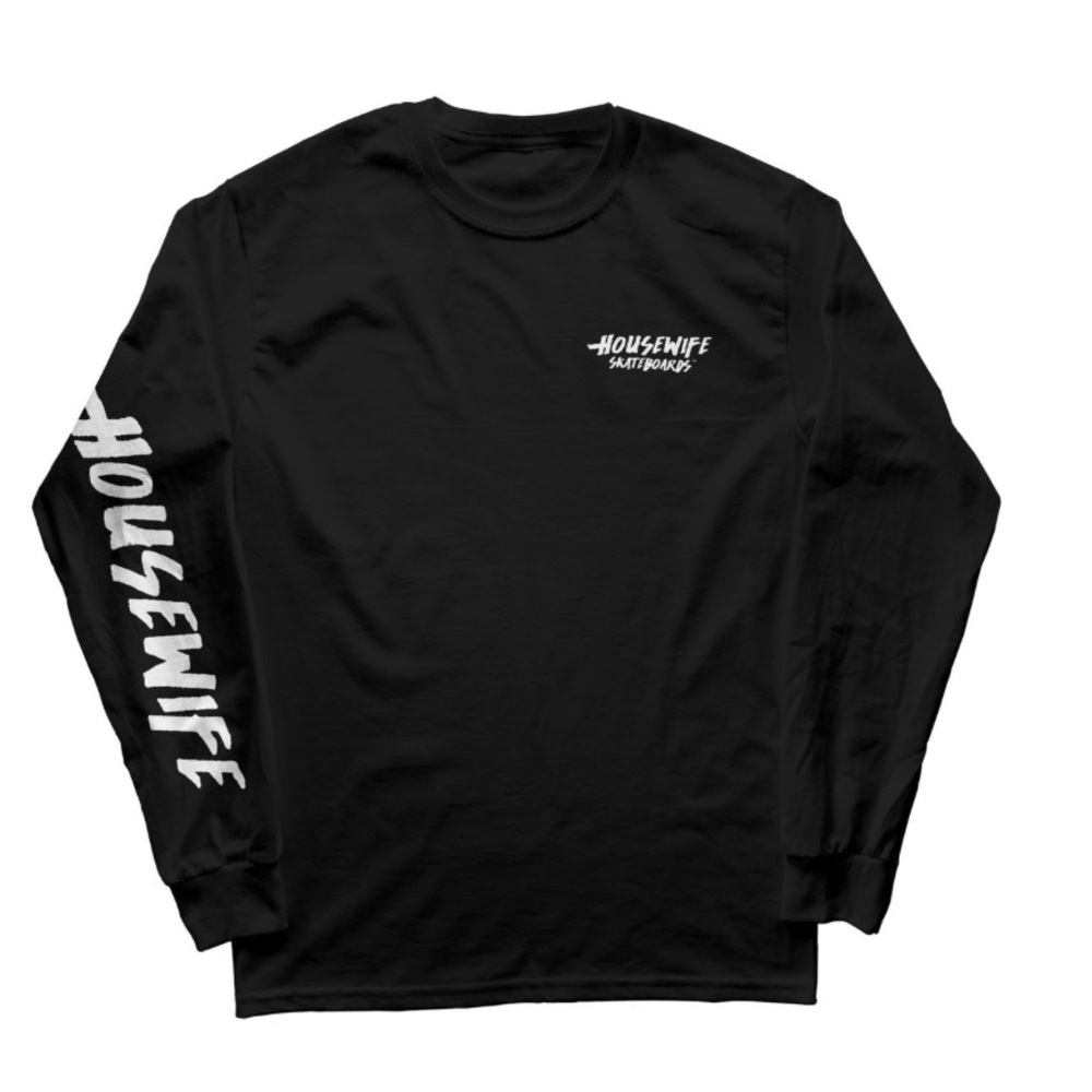 Housewife skateboards tee